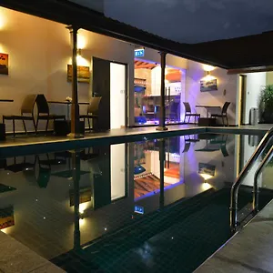 D Hotel
